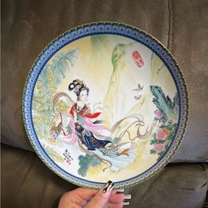 Imperial Jingdezhen Beauties of the Red Mansion Collector Plate